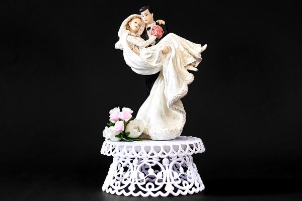 decoruri-tort-romania-constanta-figurine-vafa-plastic-nunta-romania-blonda